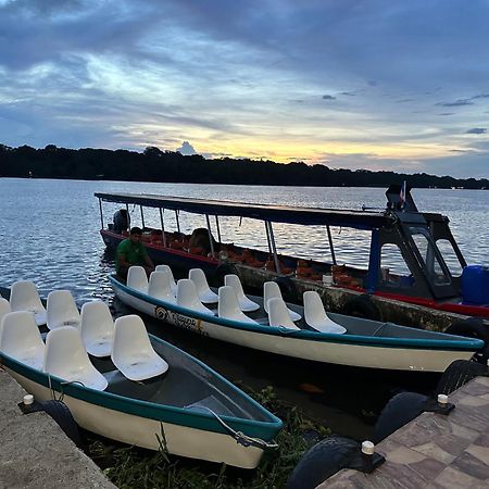 Hostel Tortuguero 7Backpackers Exterior photo