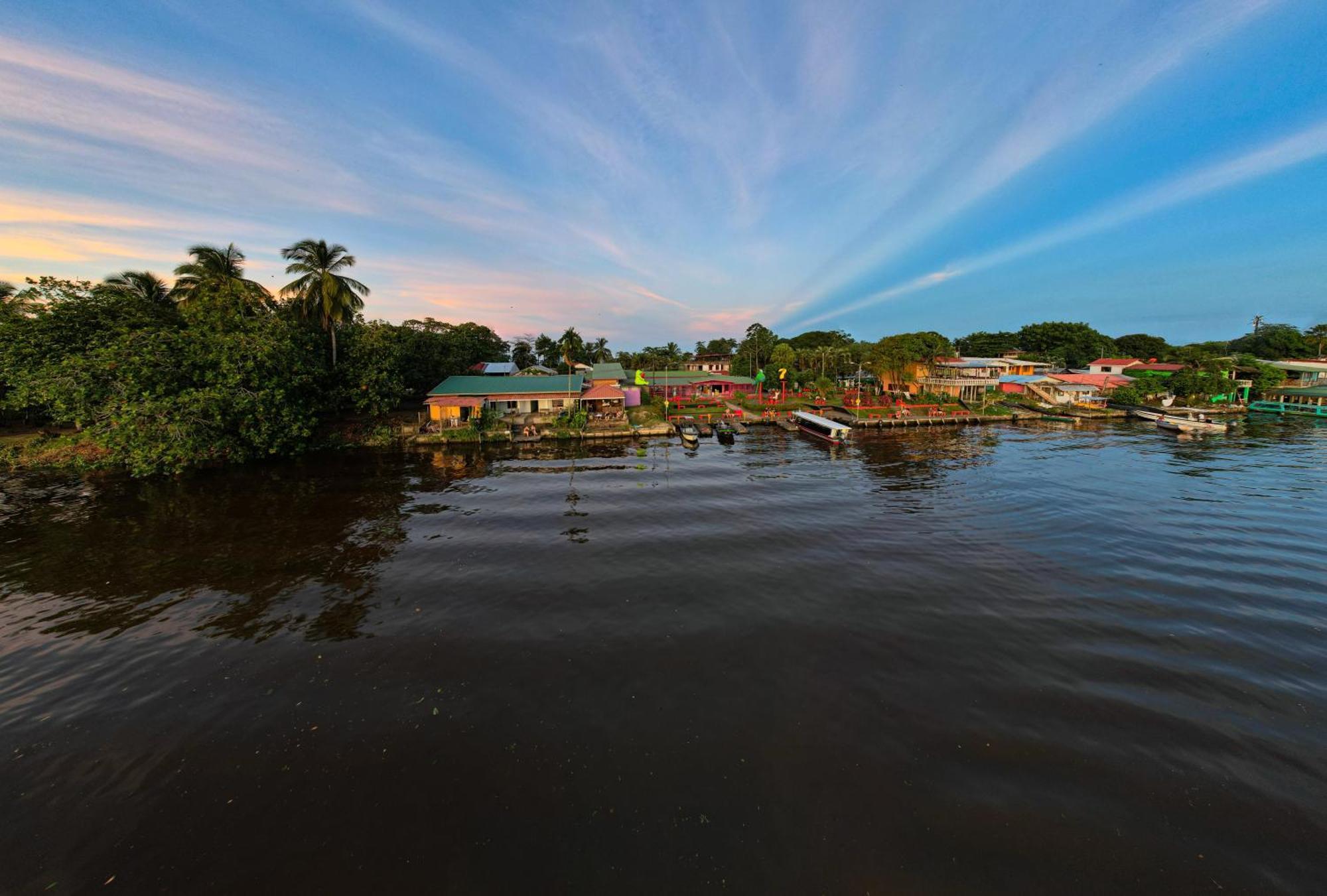 Hostel Tortuguero 7Backpackers Exterior photo